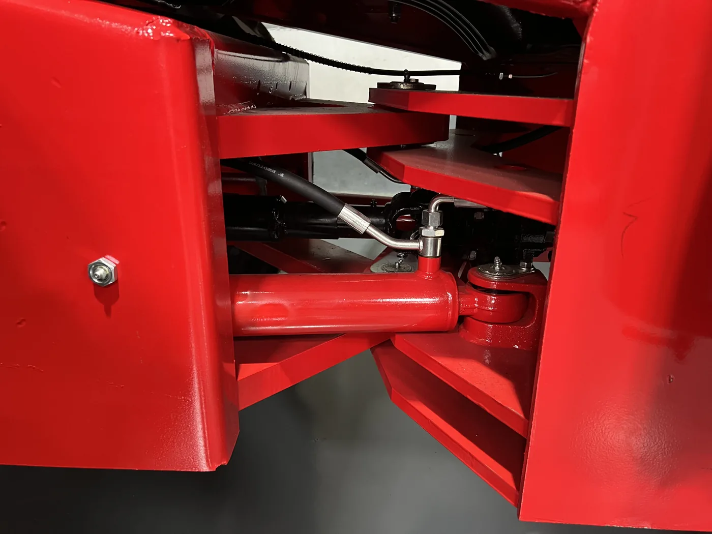 Hengshide 40B cab detail